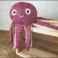 Hardicraft Olivia Octopus Knitting Kit