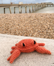 Load image into Gallery viewer, TOFT Mini Cedric the Crab Crochet Kit
