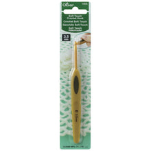 Load image into Gallery viewer, Clover Soft Touch Crochet Hooks

