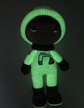 Load image into Gallery viewer, Circulo Space Glow in the Dark Crochet Kit - Astronaut
