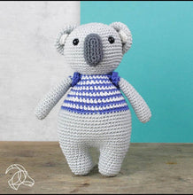 Load image into Gallery viewer, Hardicraft Kurt Koala Crochet Kit
